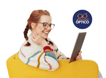 Imagem de uma menina pensando